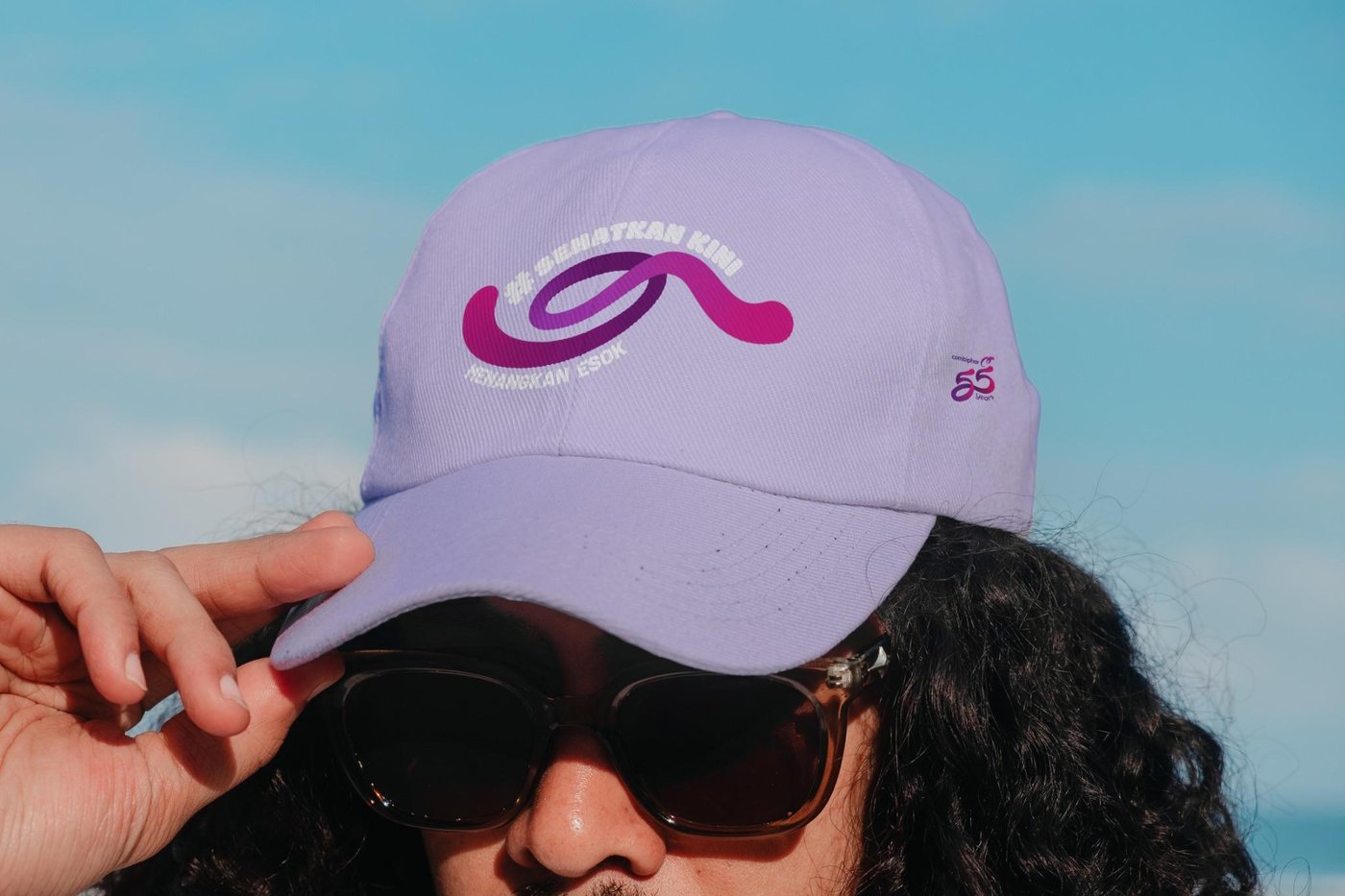 One C hat